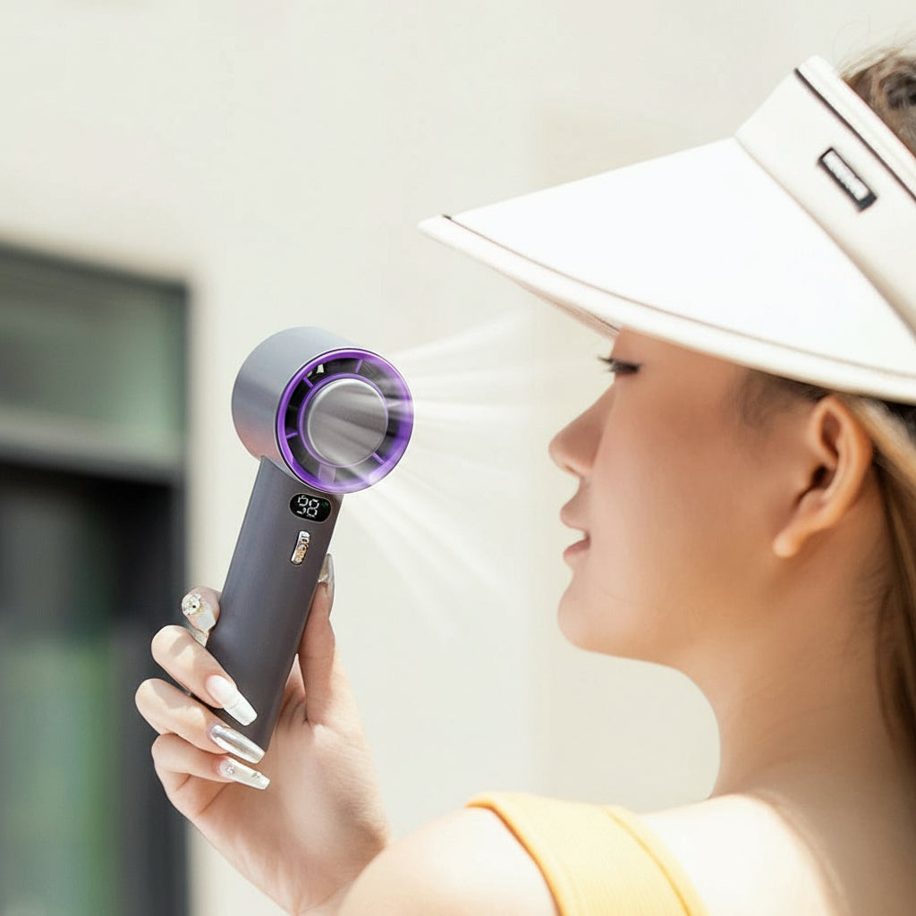 TikTok Welfare Fan Ice Semiconductor Refrigeration Mini Portable USB Fan Handheld Outdoor Small Fan